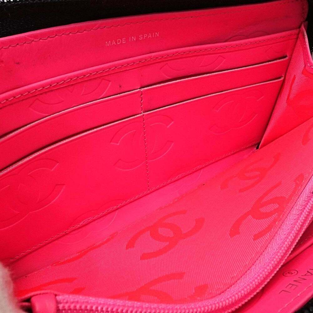 CHANEL Authentic Black Logo Wallet - Picture 6 of 9